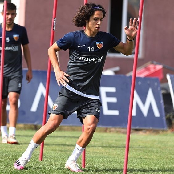 Kayserispor’un 2 gencine Milli davet