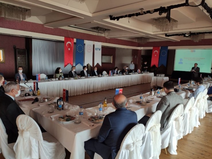 İl Milli Eğitim Müdürü Yazıcı: "Meslek okulları salgın döneminde kara gün dostu olduğunu gösterdi"