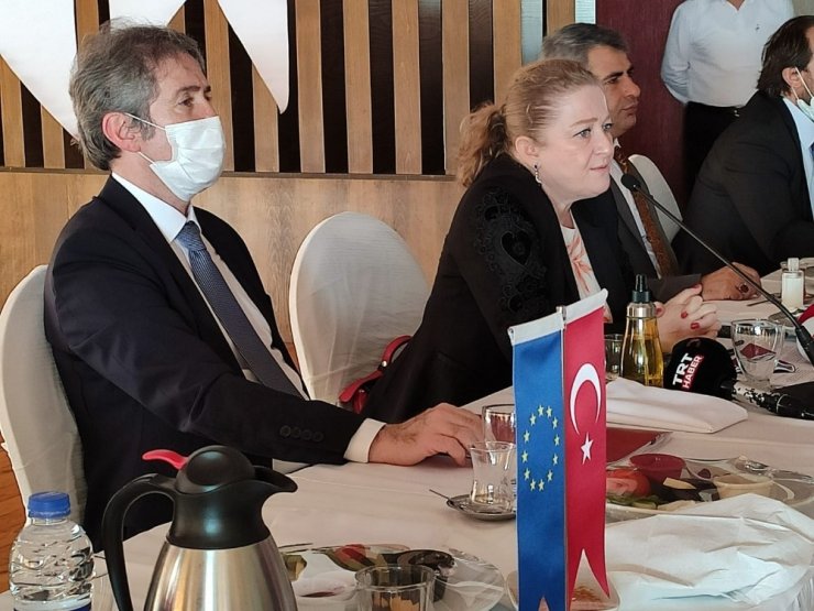 İl Milli Eğitim Müdürü Yazıcı: "Meslek okulları salgın döneminde kara gün dostu olduğunu gösterdi"