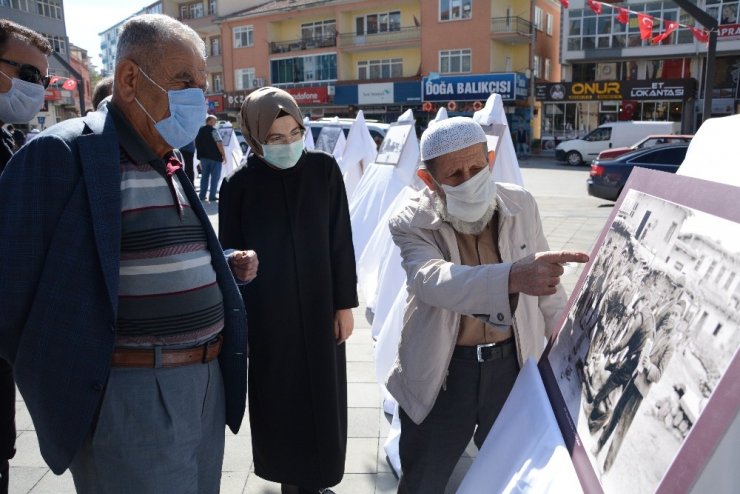 13 Ekim fotoğraf sergisiyle kutlandı