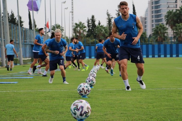 Gökhan İnler: "Adana Demirspor’a Süper Lig’i göstereceğiz"