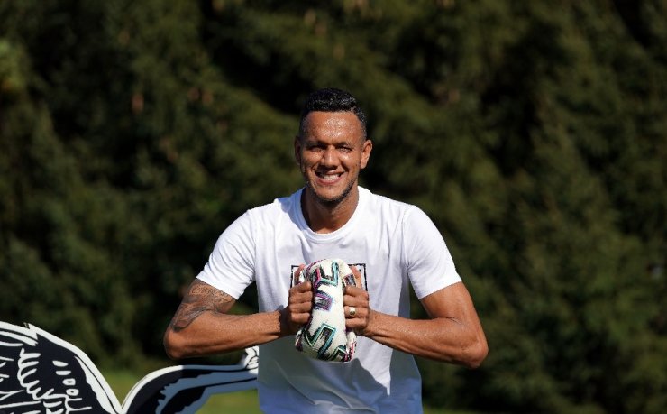 Josef de Souza: “Önemli olan ligi nasıl başladığımız değil, nasıl bitirdiğiniz”