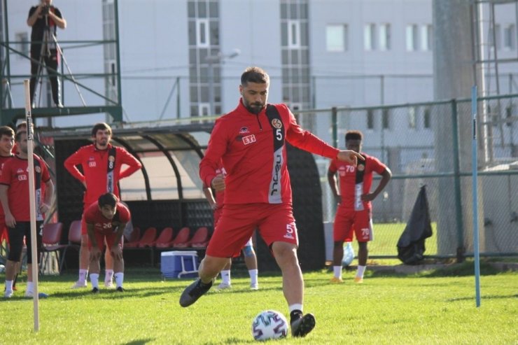 Eskişehirspor teknik ve taktik çalıştı