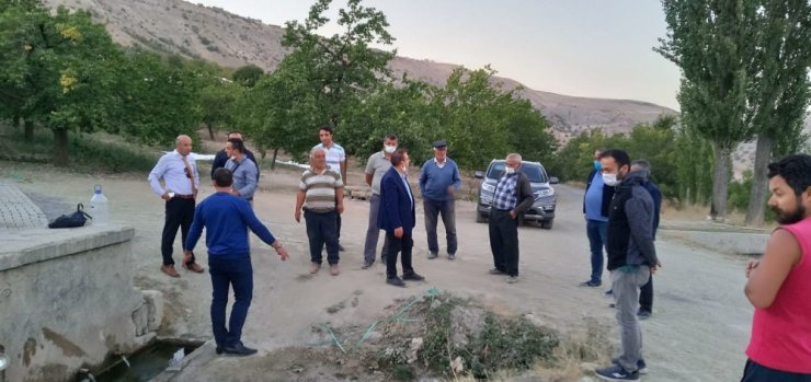 Hem uyardı hem sohbet etti!