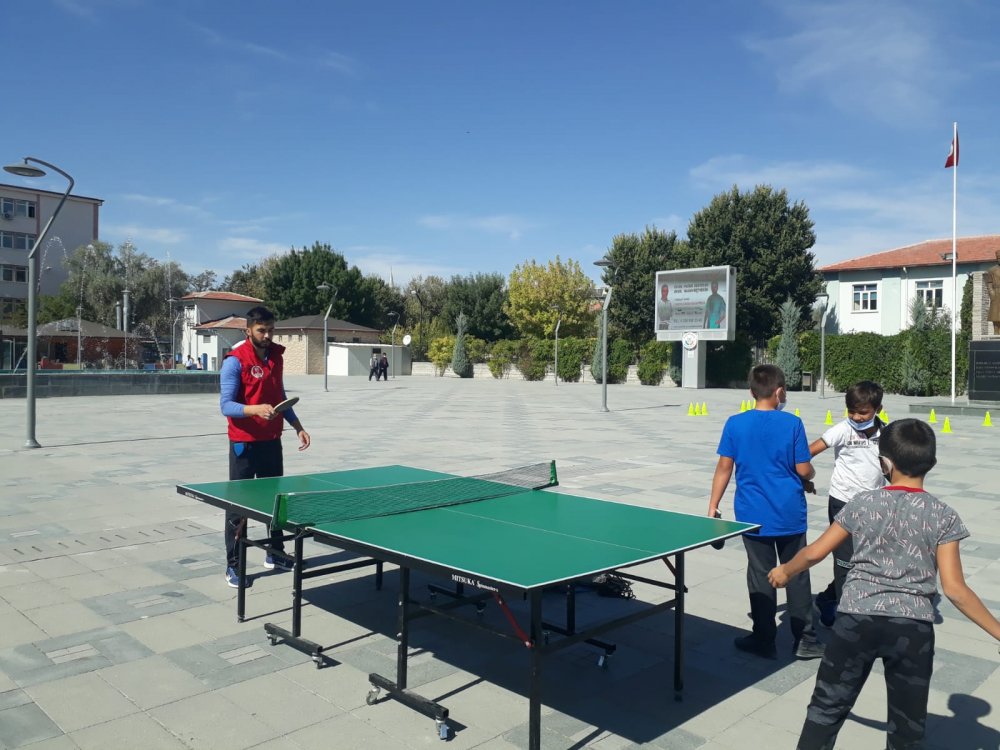 Karapınalı gençler 'Merkezim her yerde' etkinliğiyle eğlendi