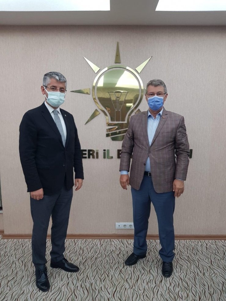 Akay’dan Büyükkılıç ve Çopuroğlu’na ziyaret