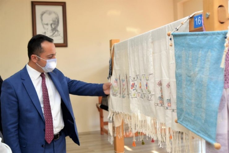 Kırsal alanda ve kentte yaşayanlara el sanatları kursu