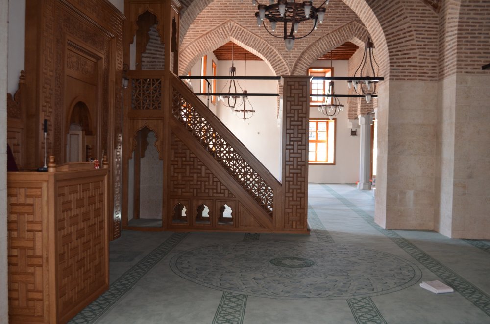 Konya'da restorasyonu 7 yıldır devam eden Çukur Camii ibadete açılıyor