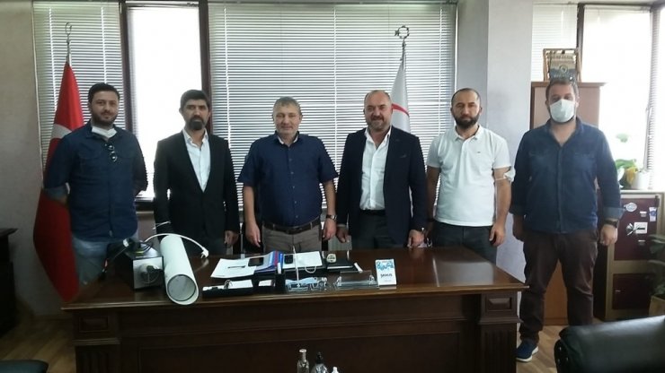 MÜSİAD üyeleri iş yerlerinde ziyaret ediyorlar