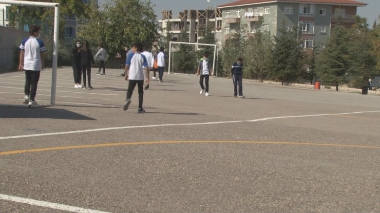 Ankara’da okul servislerine Covid-19 denetimi