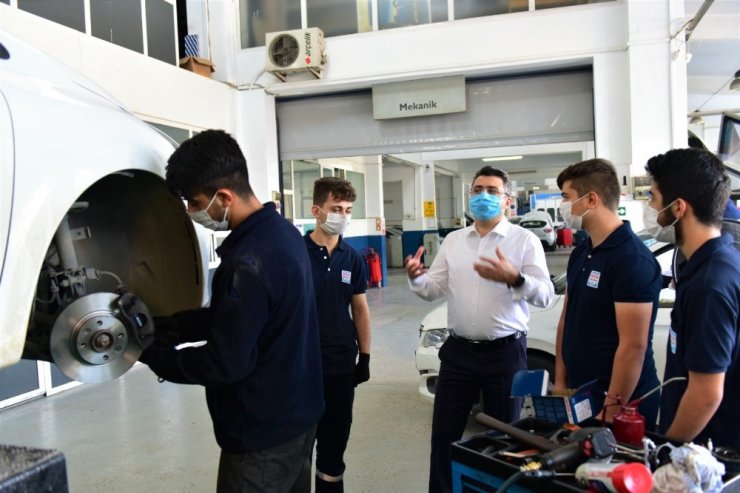 Yılmaz: “Otosansit gözbebeğimiz”