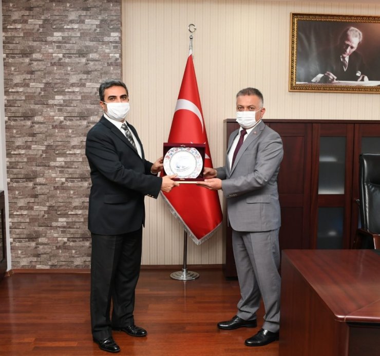 Vali Yazıcı: " Her kuruş hizmet olarak dönüyor"