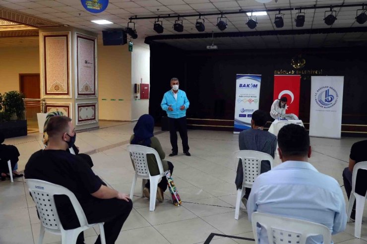 Bağcılar Belediyesi, iş arayanlar ile işverenleri bir araya getiriyor