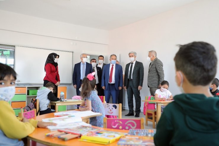 Başkan Yalçın’dan Başakpınar’da eğitime bir katkı daha