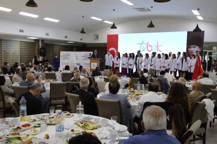 İzmir’de TV BEK ile öğrencilere takviye ders imkanı