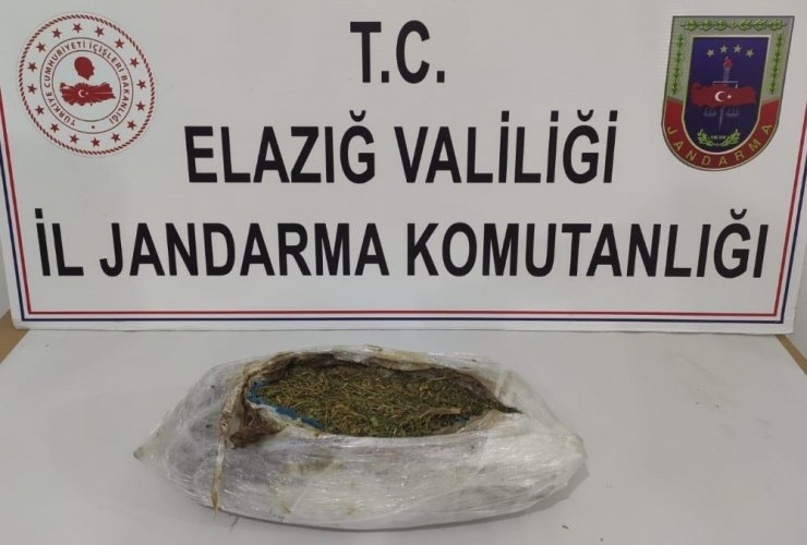 Elazığ’da kıyafete zulalanan uyuşturucu ele geçirildi,1 gözaltı
