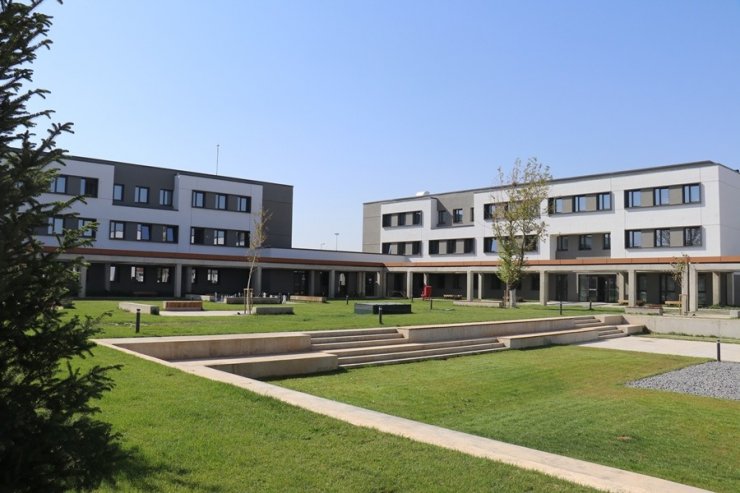 Erman Ilıcak Fen Lisesi eğitime başladı