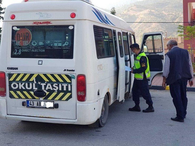 Miniklerin güvenle seyahati için jandarma denetimlerini arttırdı