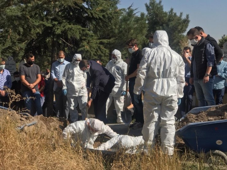 Kayserili İş Adamı Zekeriya Ergüneş son yolculuğuna uğurlandı