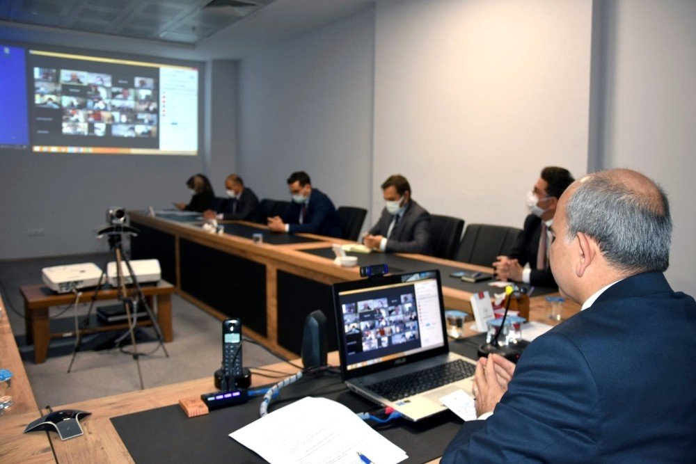 Konya İl Sağlık Müdürü Koç uyardı! En ufak bir gevşemeye mahal vermeyelim