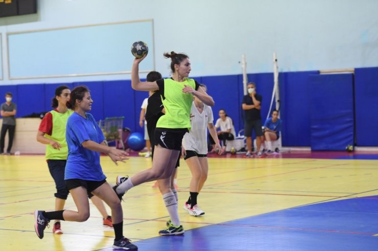 ’Mavi Kelebeklerde hedef galibiyet