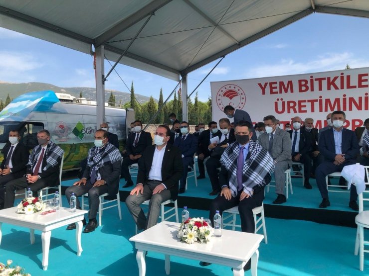 Bakan Pakdemirli, pamuk üreticilerine müjdeyi verdi