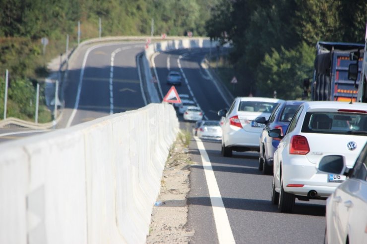 TEM Otoyolu kapandı Bolu Dağı esnafı eski günlerine geri döndü