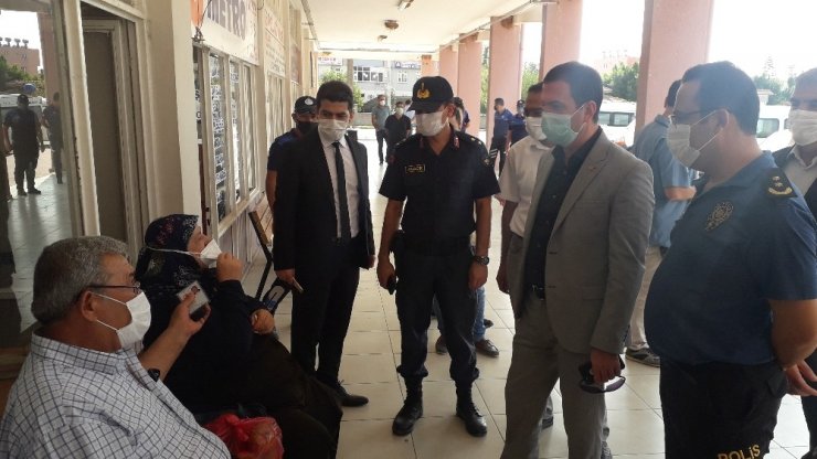 Kozan’da korona denetimi renkli geçti