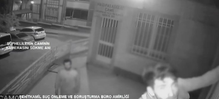 Camiden musluk çalan hırsızlar yakalandı