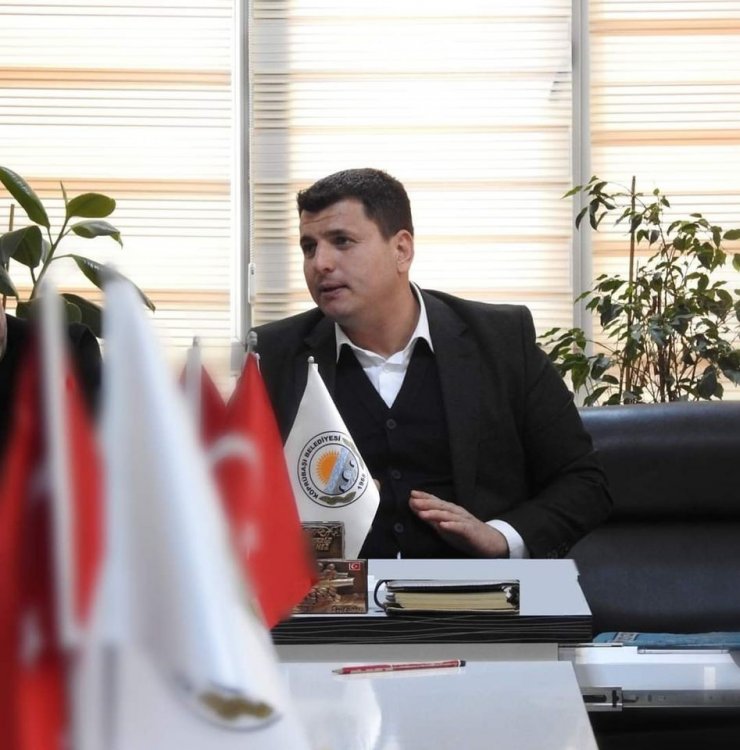 Manisa’da AK Parti’li belediye başkanı ve ailesi Covid-19’a yakalandı