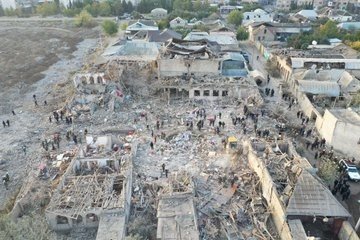 MSB: "Cephe hattında Kahraman Azerbaycan Ordusu’nun önünden kaçan Ermenistan, bir kez daha namertçe ve korkakça Gence’de sivil yerleşim yerlerini füzeyle vurdu. Kardeş Azerbaycan bu alçaklığa cevabı cephede vermektedir."