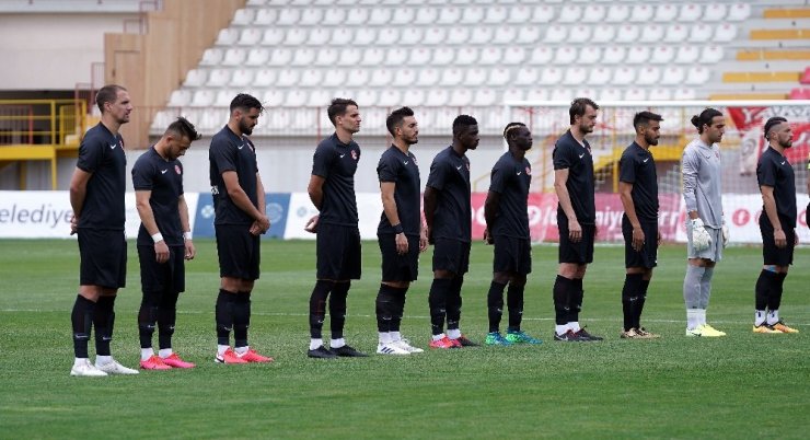 TFF 1. Lig: Ümraniyespor: 1 - Ankara Keçiörengücü: 2