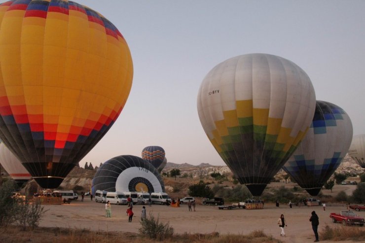 Yerli ve milli balonlar Kapadokya semalarında