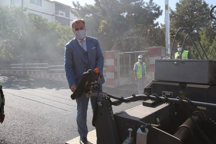 Hacılar’da yol yapım çalışmaları tam gaz devam ediyor