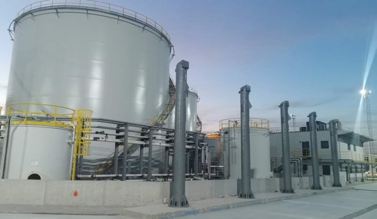 Başkan Şahin petrol ürünleri tesisinde incelemelerde bulundu