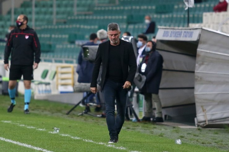 Balıkesirspor Teknik Direktörü Mesut Dilsöz: “Puanı hak etmedik”