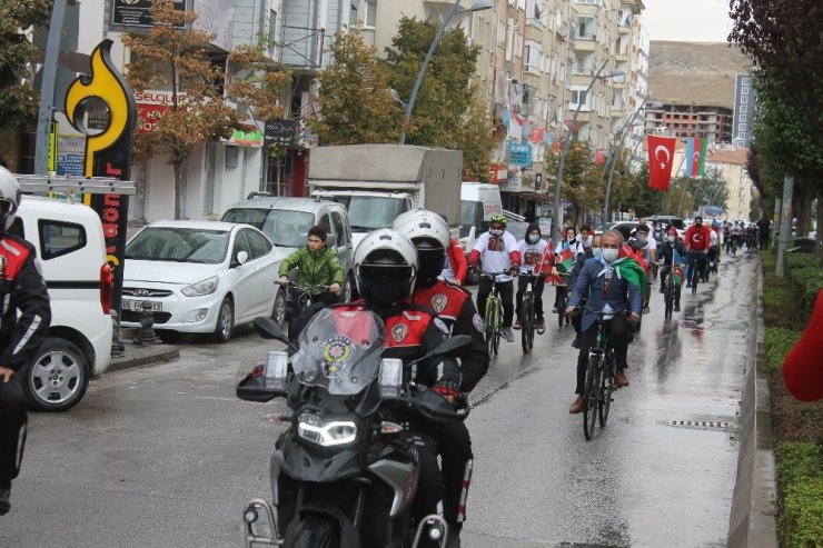 Azerbaycan’a destek için pedal çevirdiler