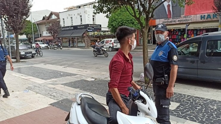 Düzce’de maske takmayan bin 247 kişiye 1 milyon 122 bin 300 lira ceza yazıldı
