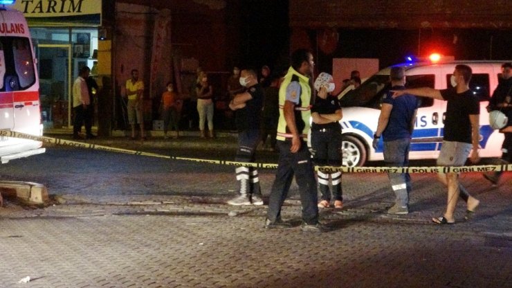 Erdemli’de korkutan yangın
