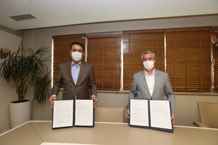 Şahinbey Belediyesi Yavuzeli’ne 130 bin metrekare yol yapacak