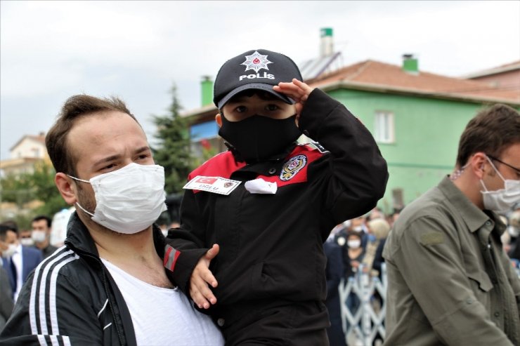 Sakarya’da şehit düşen polis memuru Ankara’da toprağa verildi