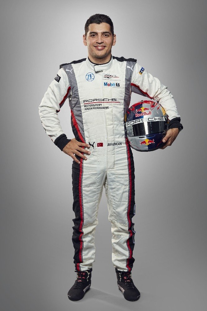 Ayhancan Güven, Belçika’da zirvede