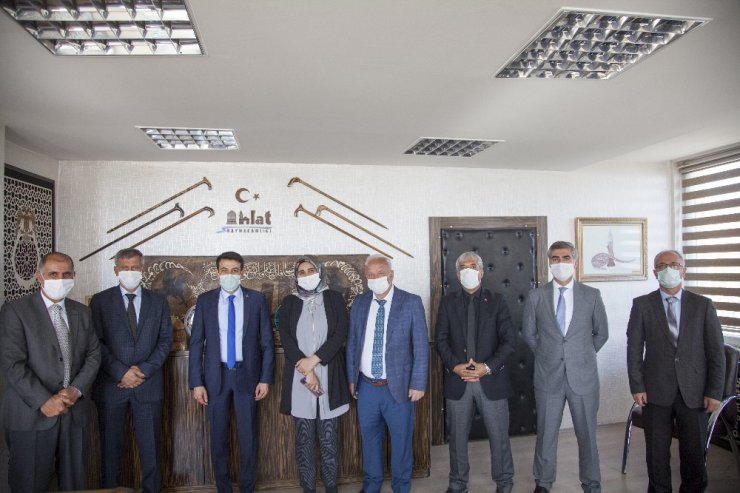 19 Ekim Muhtarlar Günü