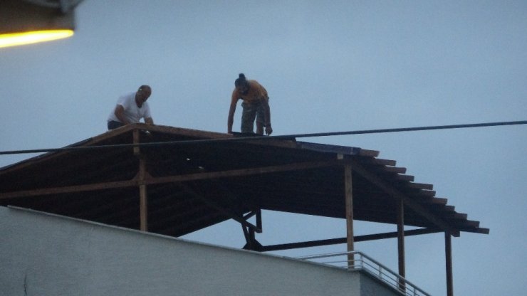 20 metrede maskeyi çıkarmadılar ama iş güvenliğini hiçe saydılar