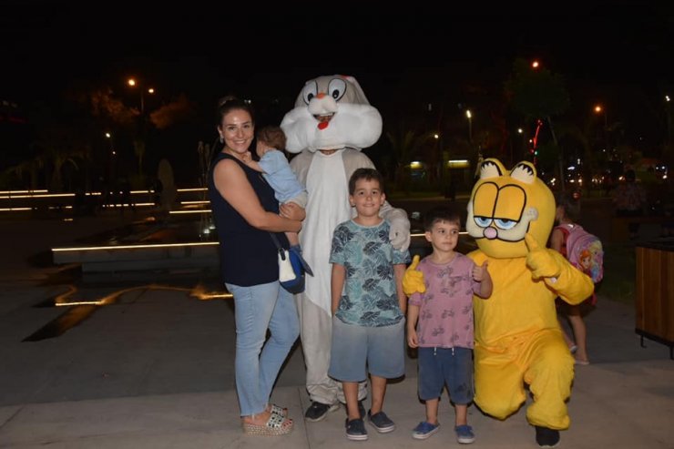 Başkan Erdem: "Ceyhan’a yakışır bir kent meydanı yaptık"