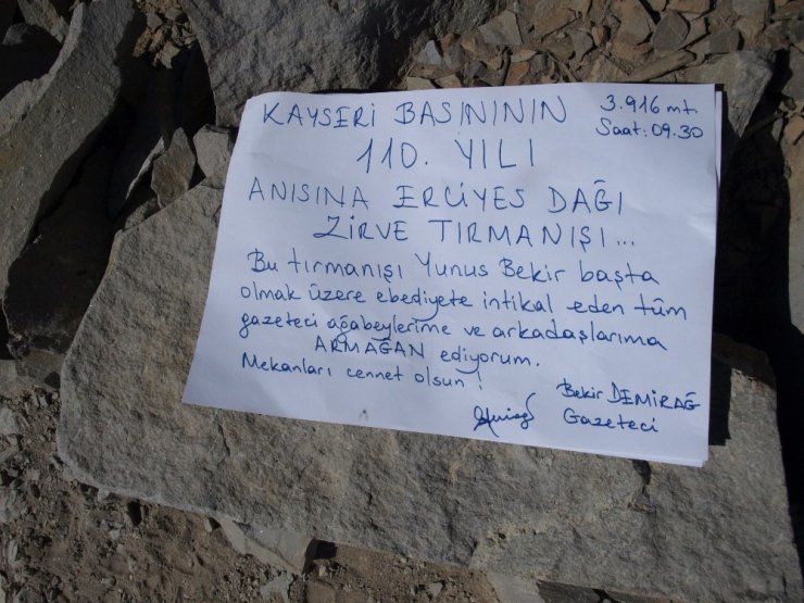 Kayseri basınının 110. yılında Erciyes Dağı’nın zirvesine tırmandılar