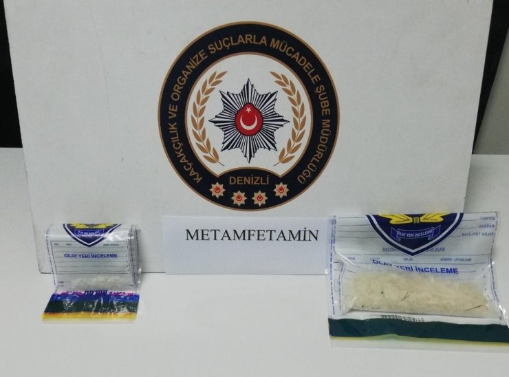 Denizli’ye uyuşturucu madde sevkiyatı yapan yabancı uyruklu şahıslar tutuklandı
