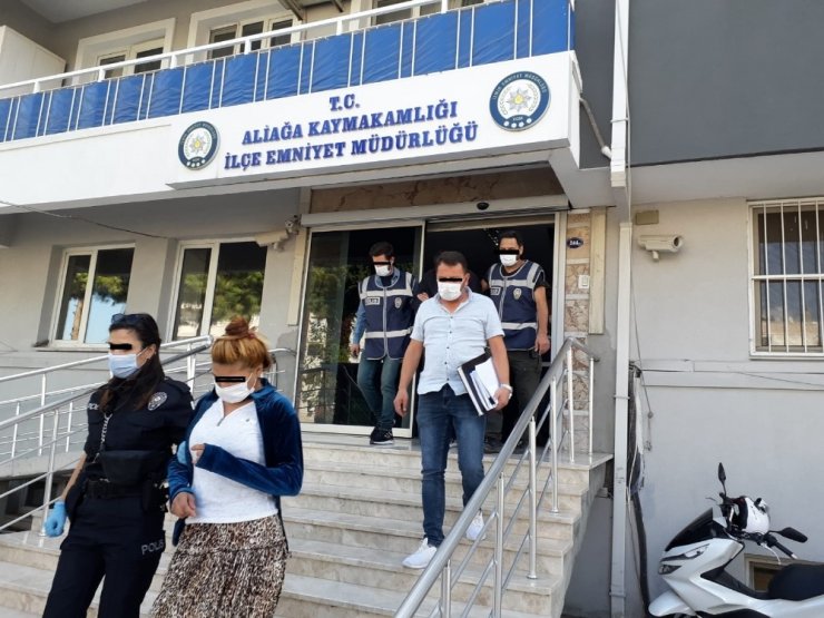 İzmir’de inşaat malzemesi çalan hırsızlar yakalandı