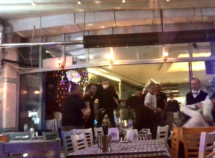 O restoranın yetkilisi konuştu