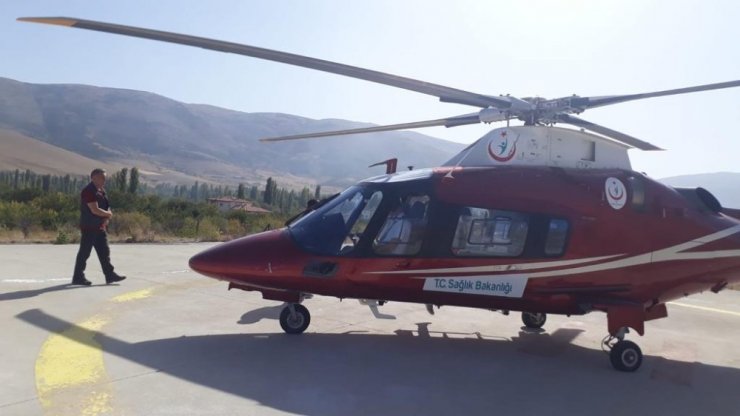 Solunum sıkıntısı çeken bebek hava ambulansı ile hastaneye yetiştirildi